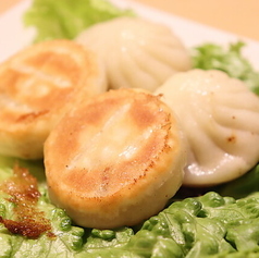 焼き小籠包(4コ)