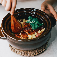 炊き立ての土鍋めし