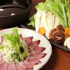 【1、2月予約限定】冬の名物、寒鰤のしゃぶしゃぶ鍋　2人前3520円（税込）