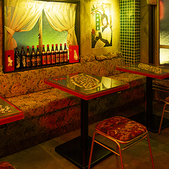 麻雀テーブル席！2名様席。デート、友人との飲み会に！テーブルを繋げれば大人数も可！