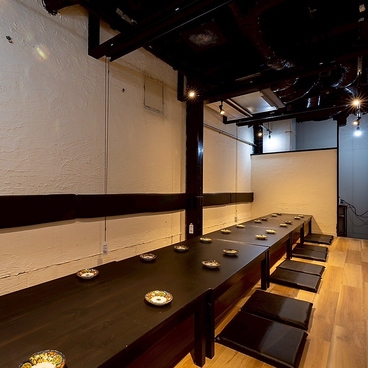 大衆飯酒場 アシタニパンチの雰囲気1