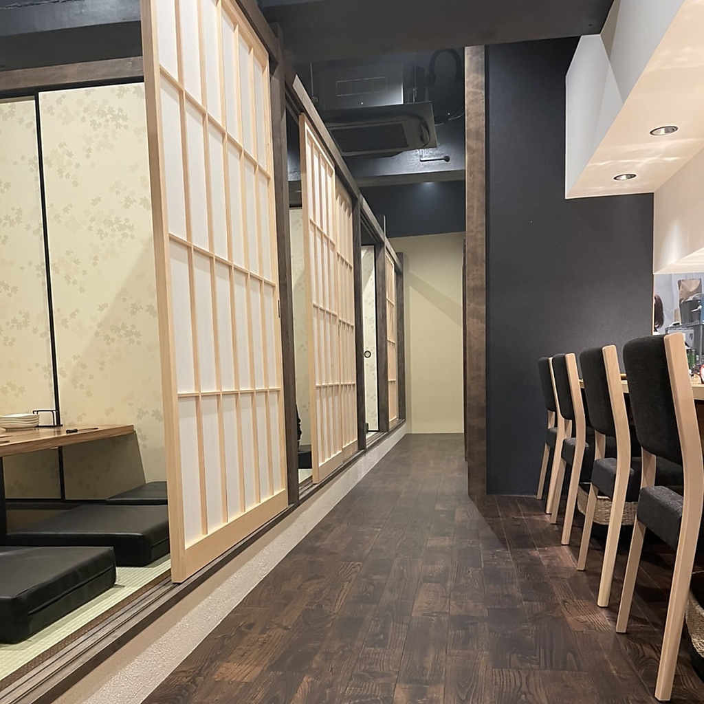 日常を忘れ、料理を通じ感じる季節の移り変わり。こだわりの料理と丁寧な接客で満足度の高いひと時。