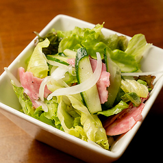 まるたつサラダ