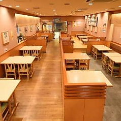 気軽にお食事を♪4名用テーブル