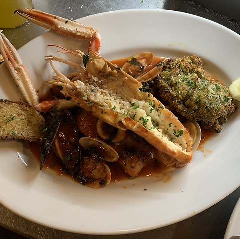 イタリアから帰国後現地で食べた味、知識、経験を活かし本場の味を北浜で再現します。