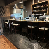 店内では、無料でWi-Fiをご利用いただけます。観光での情報収集や、ビジネスでのご利用にも便利です。待ち合わせ時など、ご自由にご活用ください。