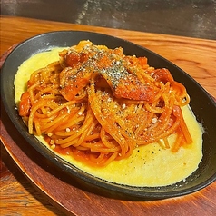 熱々鉄板オムナポリタン