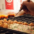 職人が丁寧に焼きます。自慢のたこ焼きはもちろん味には自信ありです！