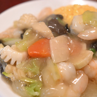 ”五目天津飯”