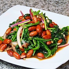 生野菜味噌つけ/無骨鶏足/ほうれん草とピーナッツの和え物/白菜くらげ和え 各