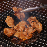 旨みが凝縮！七輪で焼く鶏焼肉を堪能★