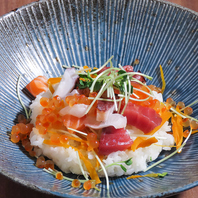 地産地消にこだわった厳選食材を。贅沢に使用。