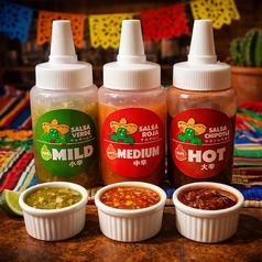 ＊ちょい辛ソース3種類。タコスを一層美味しくします。様々な味わいを試してみてね！