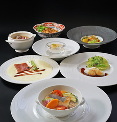 ロイヤルパインズホテル浦和 中国料理 彩湖のコース写真