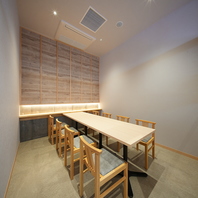 大切な方と。洗練された個室で、特別なひとときを。