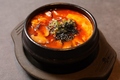 料理メニュー写真&nbsp;秋採れきのこと豆風花のぼろ豆腐のスンドゥブ