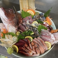 明石の契約市場より毎日仕入れる海鮮類は絶品♪