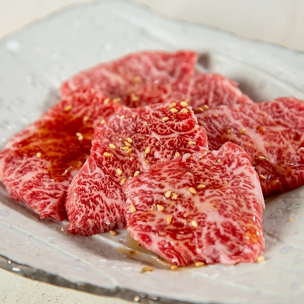 単純に肉が旨い！独自の仕入れで最上級の肉をこの価格で！