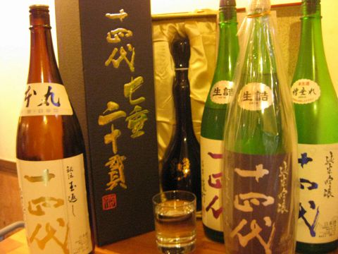 プレミアムから超プレミアムまで！他では飲めない種類豊富な焼酎が自慢。