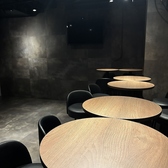 【分煙（加熱式たばこ限定）】当店は分煙式です。エントランスに喫煙スペースを設けております。