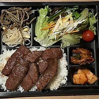 デリバリーやテイクアウトも対応可能でご自宅でも◎