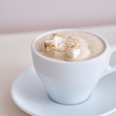 ホワイトチョコのマシュマロティーラテ