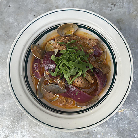 ナチュラルワインワインと料理　マンデイオフ