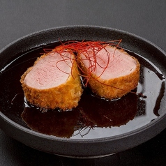 希少部位 豚ヒレのカツレツ～特製赤ワインソース～