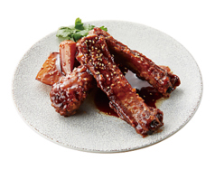 皮付豚バラの角煮野菜添え/細切り牛肉とピーマンの炒め/スペアリブ