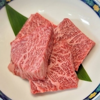 鮮度が良い正肉&ホルモン！A5ランク黒毛和牛使用