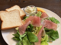 生ハムサラダプレート