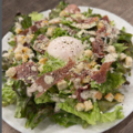 料理メニュー写真&nbsp;生ハムと温玉のシーザーサラダ