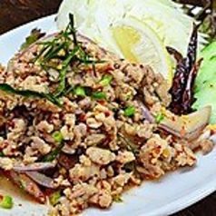 鳥or豚挽肉サラダ（ラープガイorムー）