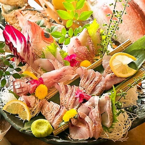旬の鮮魚に自信あり！大人の隠れ家で海鮮と日本酒のマリアージュを楽しめるお店です。