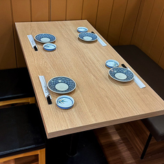 2～4名様の少人数飲み会にも◎昭和レトロな和のアットホーム空間♪さくっと飲みや各種宴会、女子会、デートなど様々シーンでごゆっくりとおくつろぎ頂けます♪