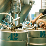 やっぱり自慢は自家製のクラフトビール！