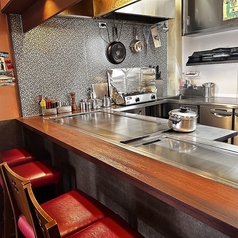 目の前に鉄板のある特等席！！