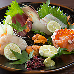 地鶏と海鮮 旬彩美酒 高志の雰囲気2