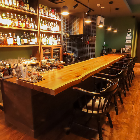 CAFE&BAR LOBO ロボ