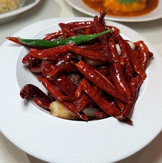 爆弾鶏のラーズーチー