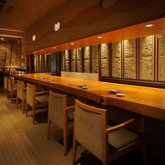 扉付完全個室を多数ご用意しております！ご予約ですぐに埋まってしまう大人気のお席です。まずはお気軽に名駅店にお問い合わせください♪アラカルトと併せて飲み放題もご用意しております◎お席のみのご予約も可能！ご予約お待ちしております!!