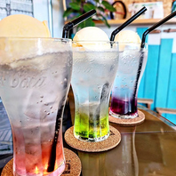 みんなで乾杯して、熱く楽しい時間を一緒に過ごせます◎