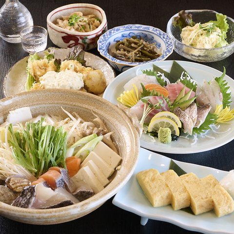 新鮮な魚を使ったこだわりの料理と日本酒が自慢！お座敷席や個室でゆったり宴会◎