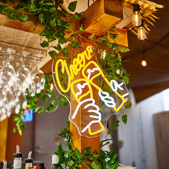HOLIDAY SKY LOUNGE ホリデイスカイラウンジ 新宿の雰囲気2