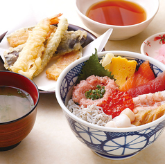 【定食】　上海鮮丼定食　味噌汁・天ぷら盛り合わせ付き