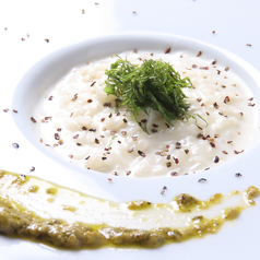 山芋とろろ雑炊/チーズリゾット（定番、バジル、チゲ風）