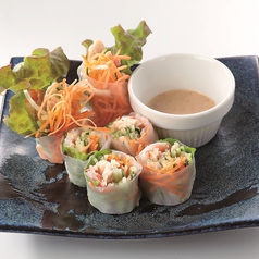 海老と蒸し鶏の生春巻き