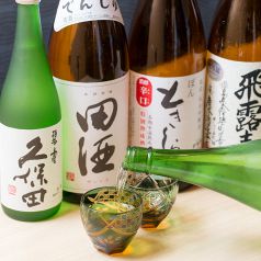 ワインだけでなく本格和酒も充実の取り揃え。