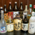 日本酒・焼酎各種取り揃えております。8名様以上のご利用で、焼酎ボトル1本プレゼント♪