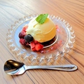 料理メニュー写真&nbsp;バニラアイス ベリー添え